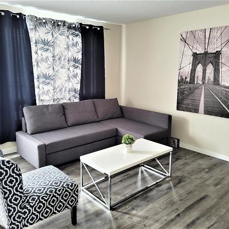 Cozy 4 Bedroom Townhouse - Peaceful Feel Of Home Уинипег Екстериор снимка
