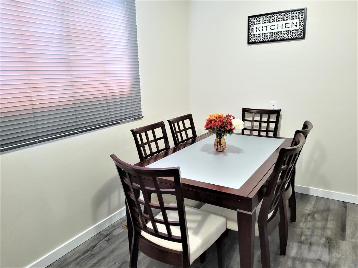 Cozy 4 Bedroom Townhouse - Peaceful Feel Of Home Уинипег Екстериор снимка