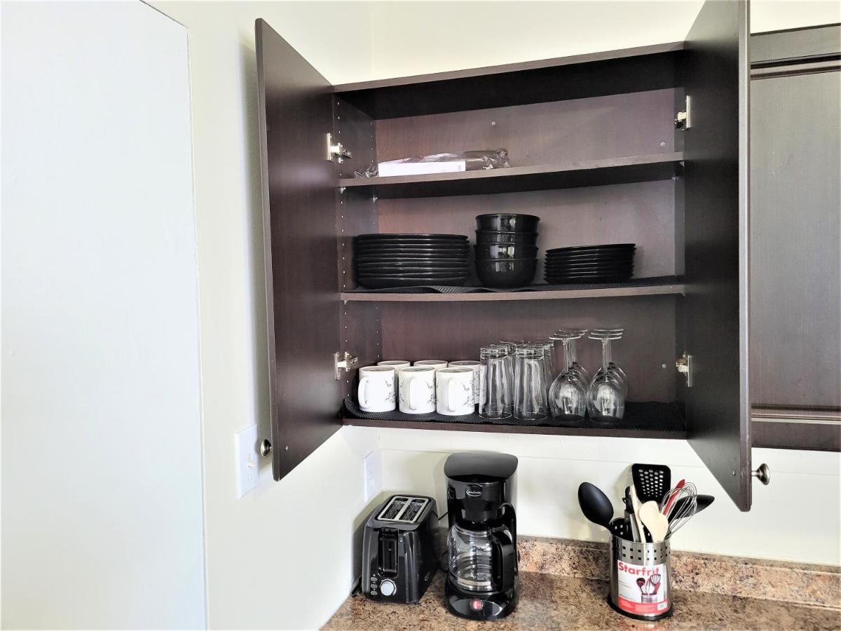 Cozy 4 Bedroom Townhouse - Peaceful Feel Of Home Уинипег Екстериор снимка